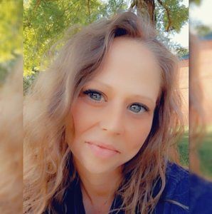 Meet your Posher, Alisha